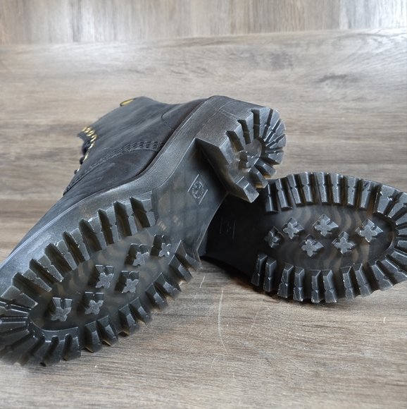 Dr. Martens Shriver Hi Gum Lug Platform Wyoming Black Leather Lace Up Sz 6 / 37 - Picture 9 of 14